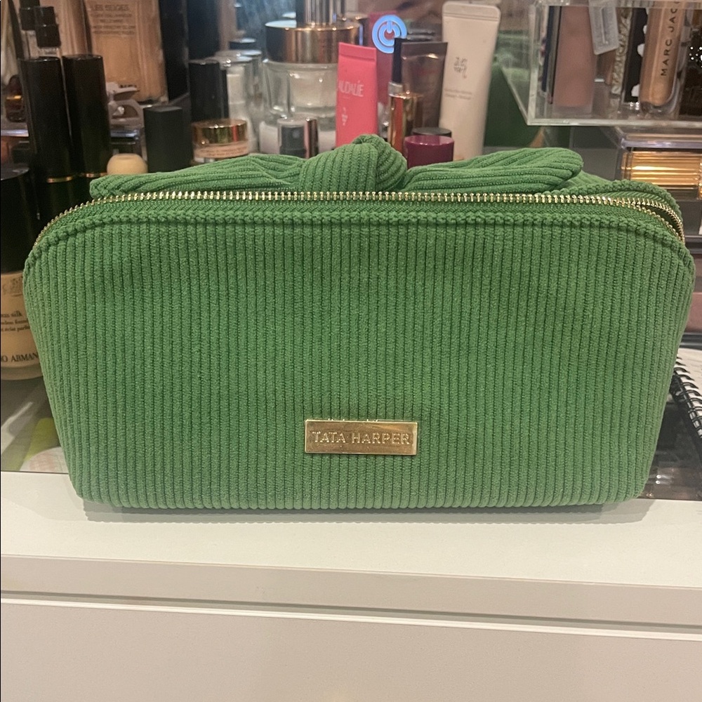 Tata Harper Green Corduroy Zip Cosmetic Pouch with Gold Plaque cube ⭐️⭐️⭐️⭐️⭐️